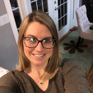 Meet your Posher, Christine